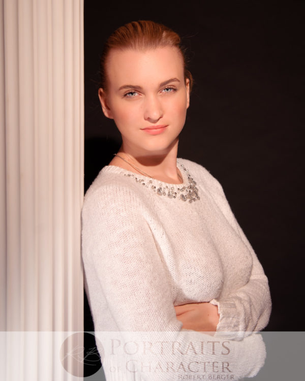 Vintage-Classic-Hollywood-MovieStar-headshot-Executive-Business-family-invividual-professional-portrait-photography-studio-Houston-RobertBerger-17
